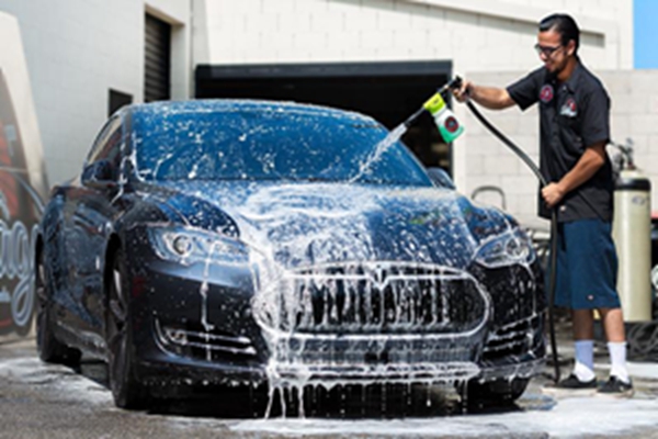 洗车人家汽车美容加盟费多少钱？洗车人